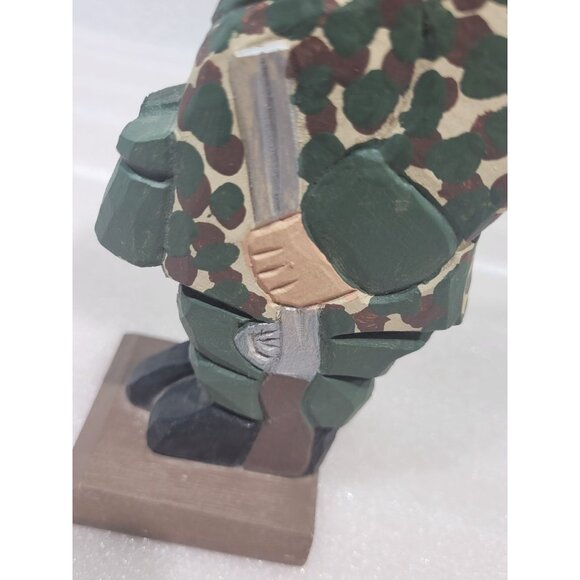 Peepers Wooden Hunter Figure Eyeglass Holder Desk Shelf Sitter 8-5/8" Camo - Picture 6 of 7